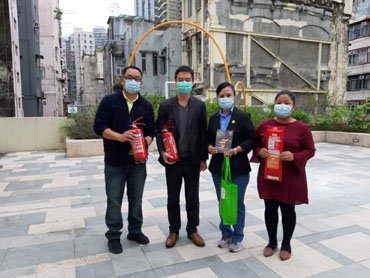 Distribution of Fire Extinguishers and Fire Blankets to Residents Living in Old Tenement Buildings in Yau Tsim Mong District  3 