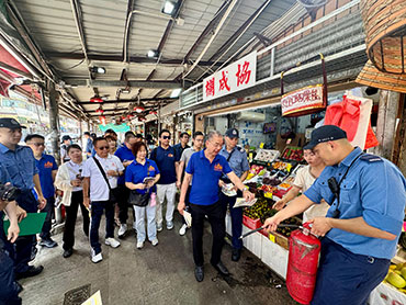 Fruit Market fire safety publicity and education activities 1 